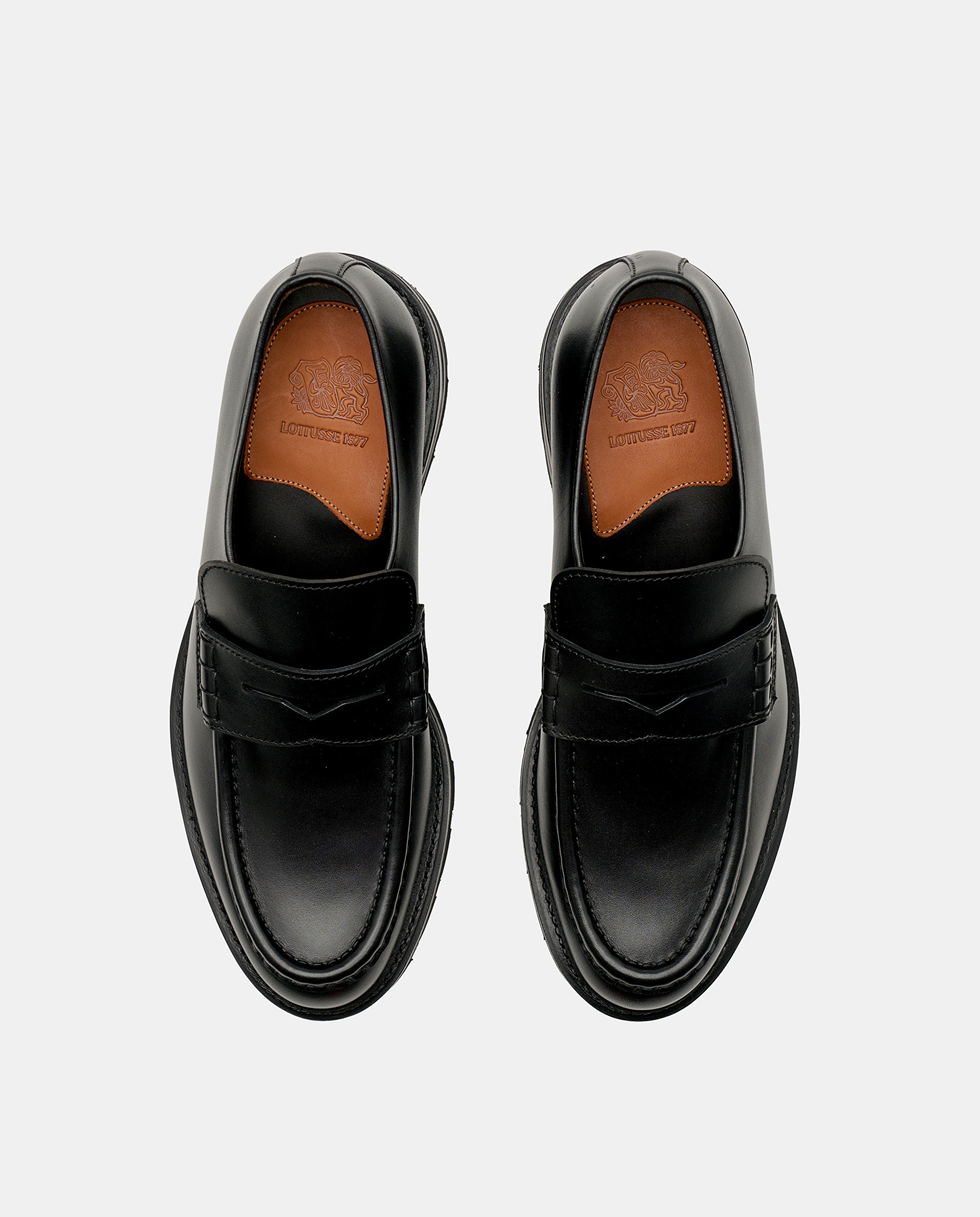 Sapatos Tipo Mocassins em Pele com Fita Preto-6