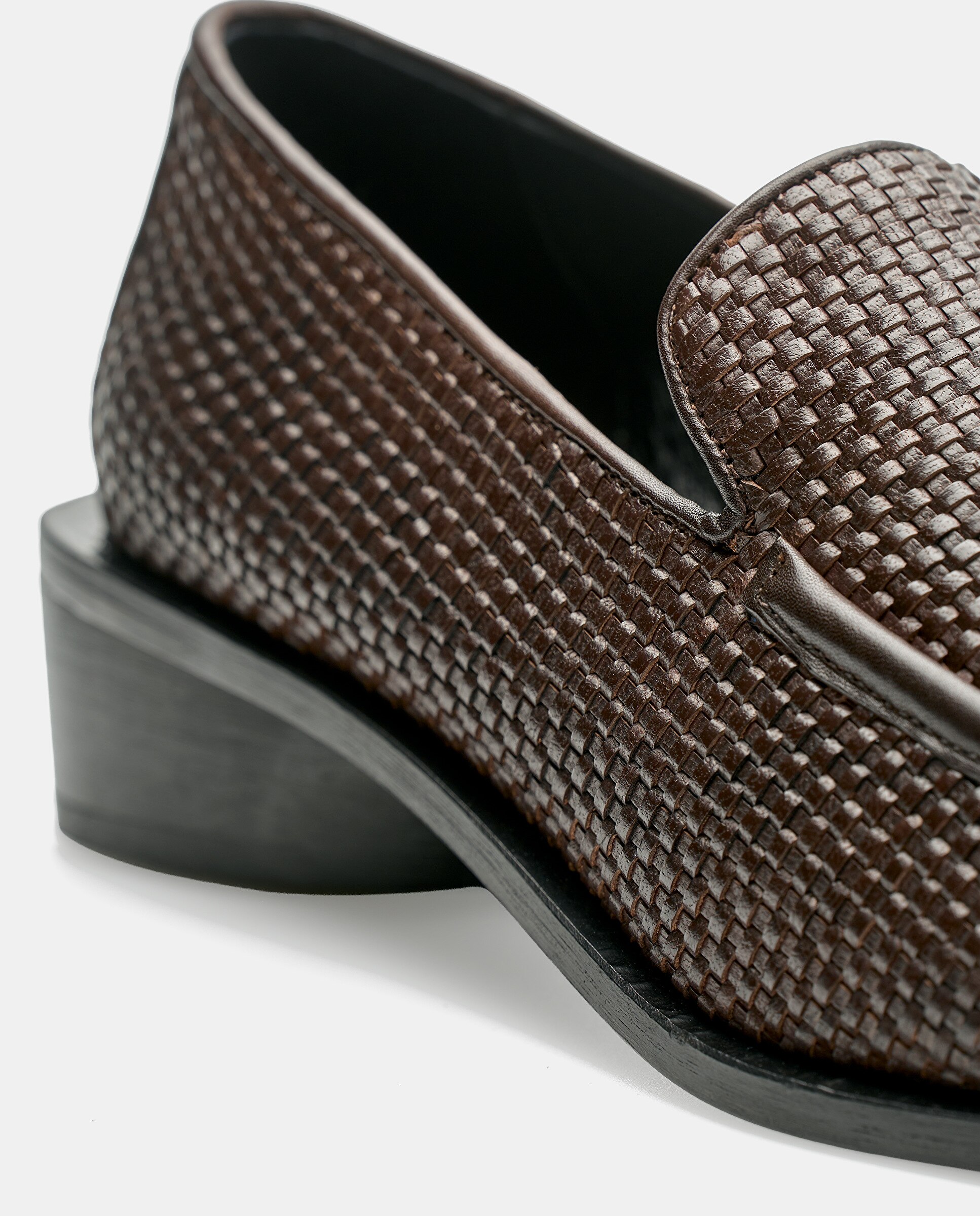 Mocassins Petra de Pele de Bovino em Preto Preto-4