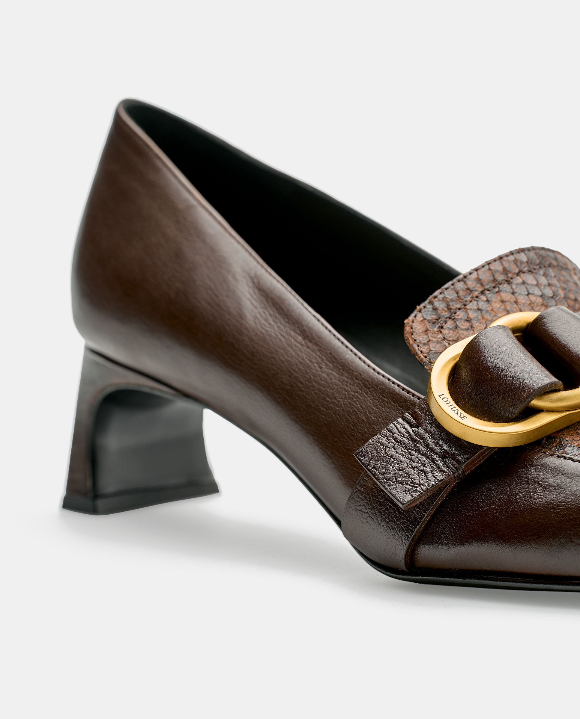 Mocassins Cort de Pele Bovino Moca-4