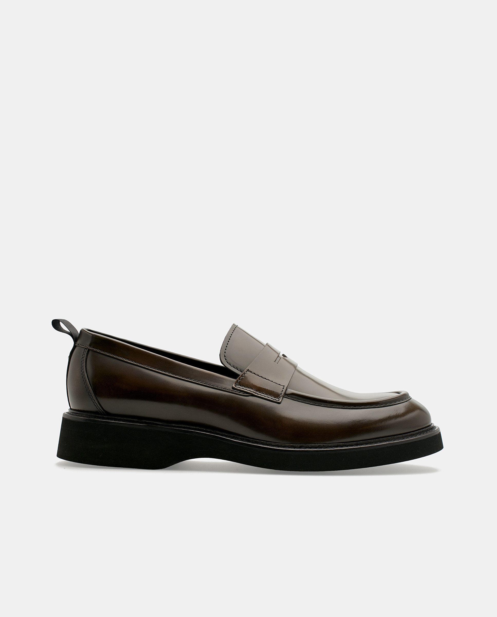 Imagem 0 de Mocassins Formais Luca de Pele Bovino