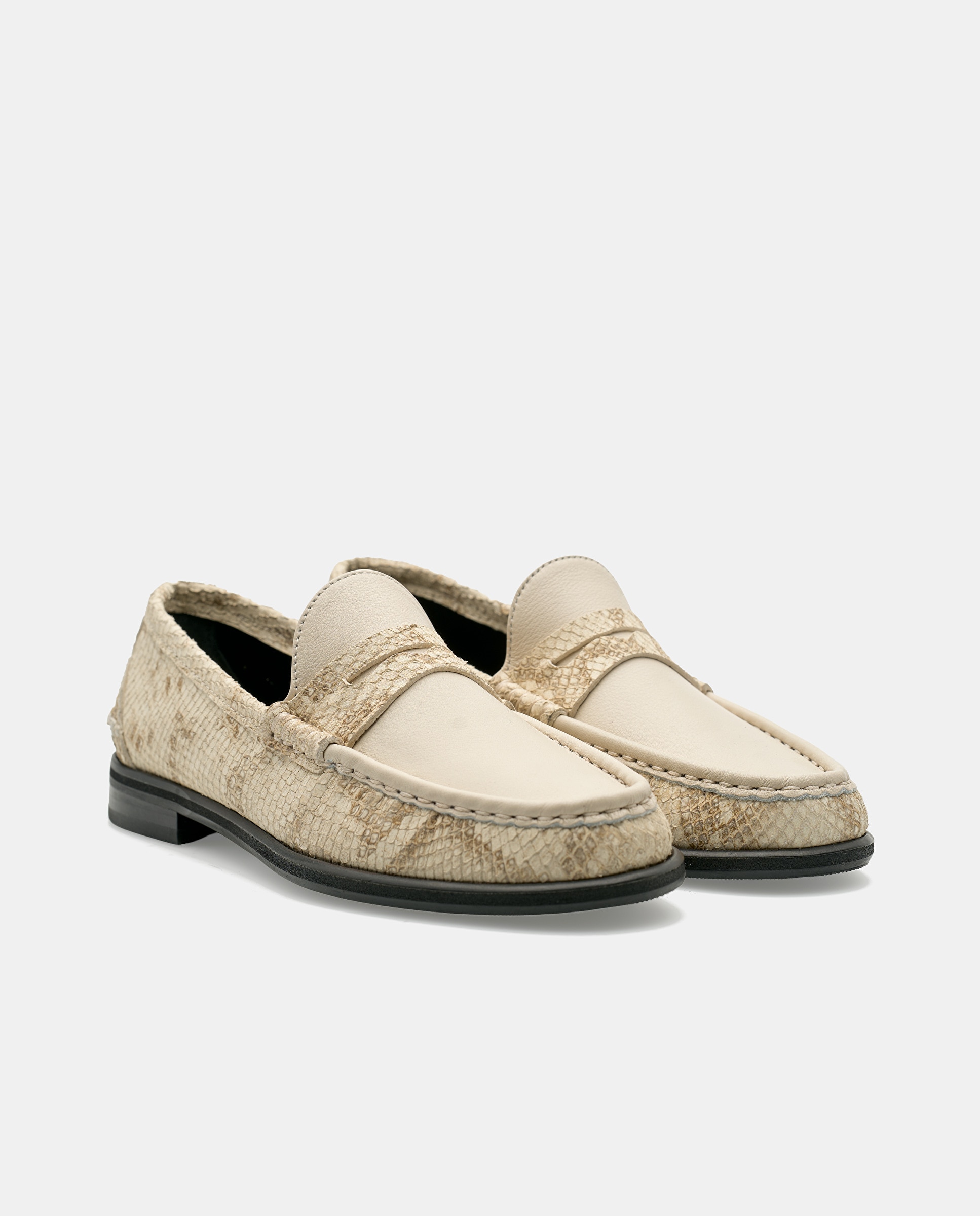 Mocassins Lara de Pele de Bovino em Branco Branco-marfim-2
