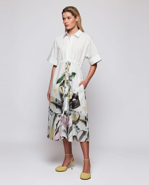 Imagem 0 de Vestido em Branco Tipo Camisa com Estampado Floral