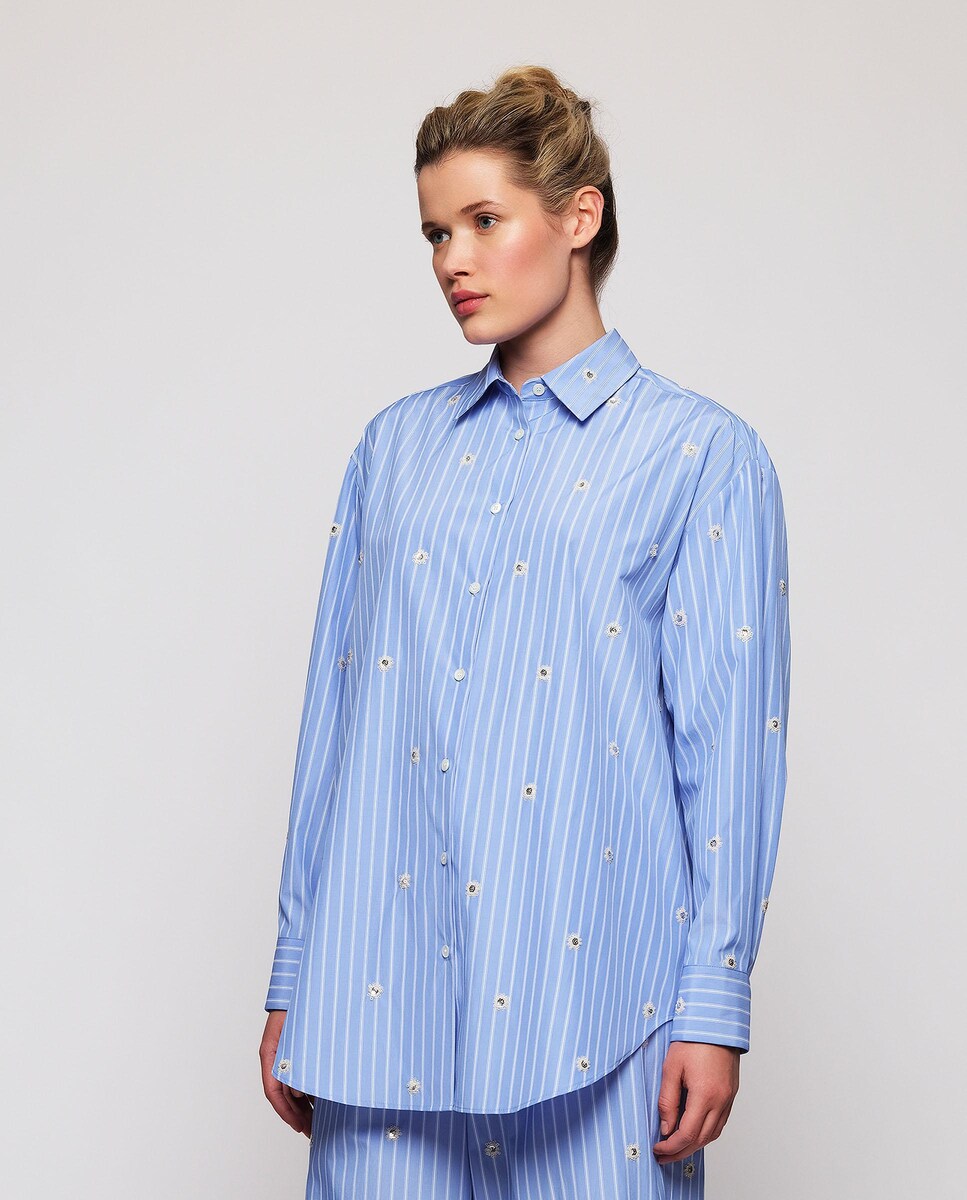 Camisa às Riscas com Aplicações Florais Azul-1