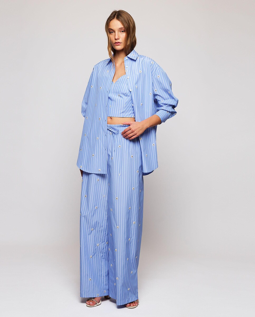 Camisa às Riscas com Aplicações Florais Azul-4