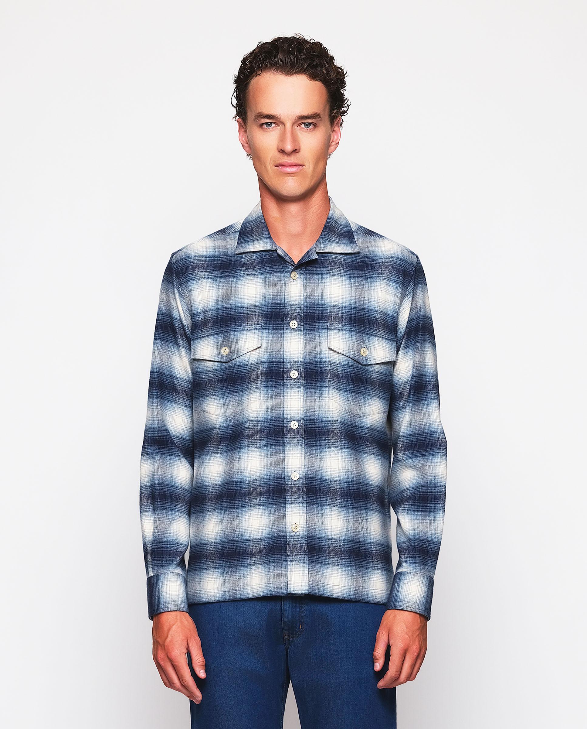 Imagem 0 de Sobrecamisa Aos Quadrados Difuminados de Flanela