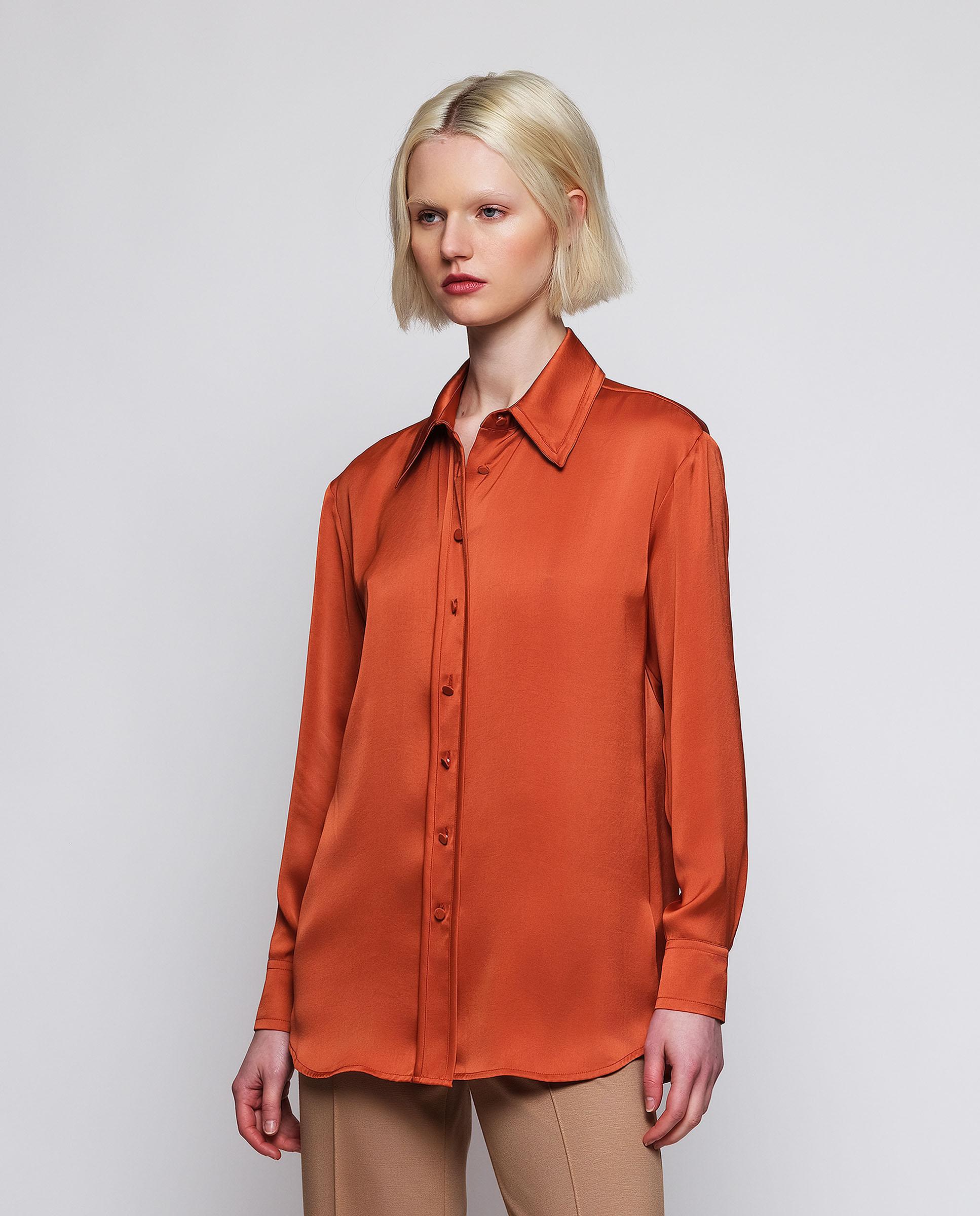 Imagem 0 de Blusa Lisa e Corte Fluído