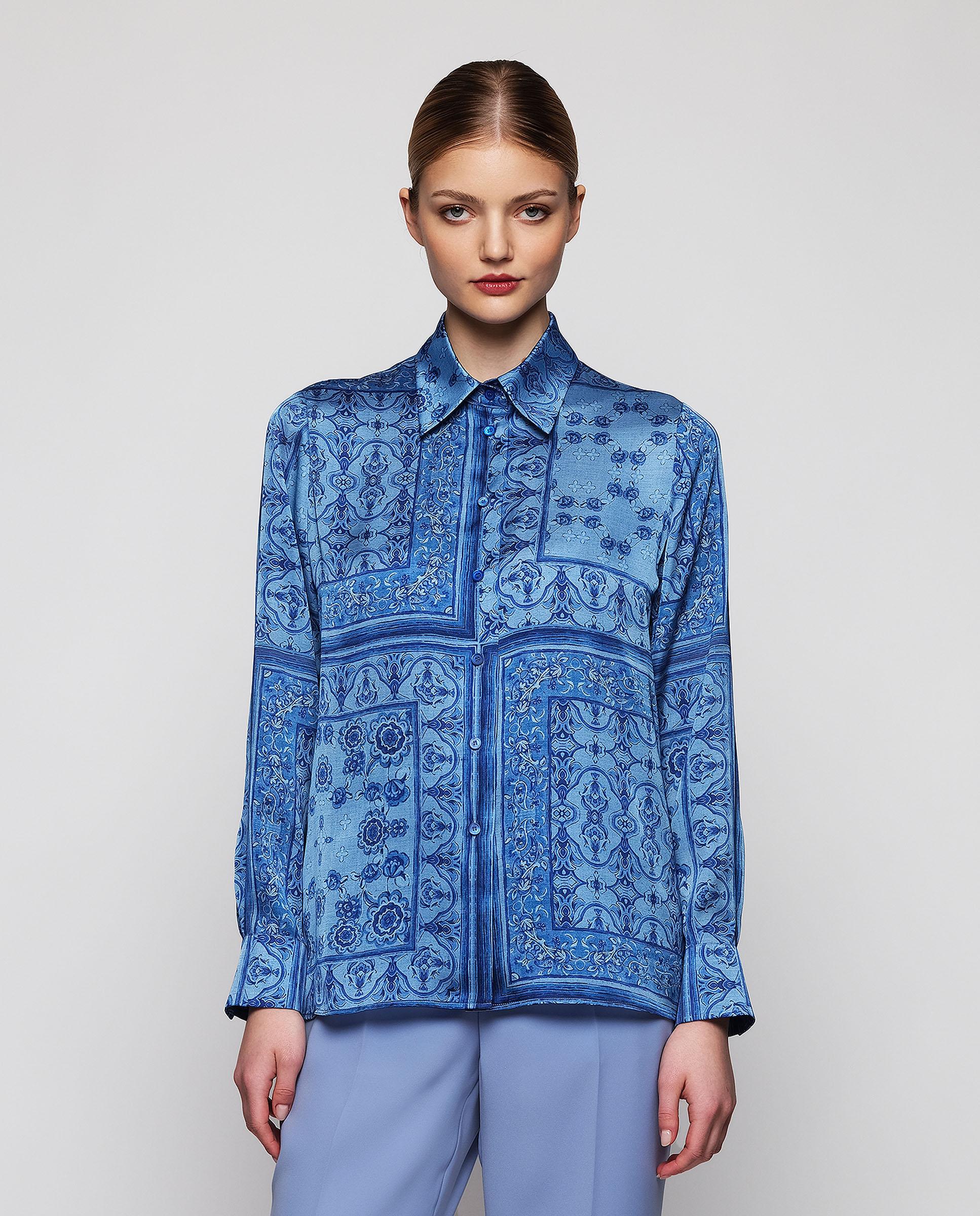 Imagem 0 de Blusa com Estampado Aos Quadrados Florais