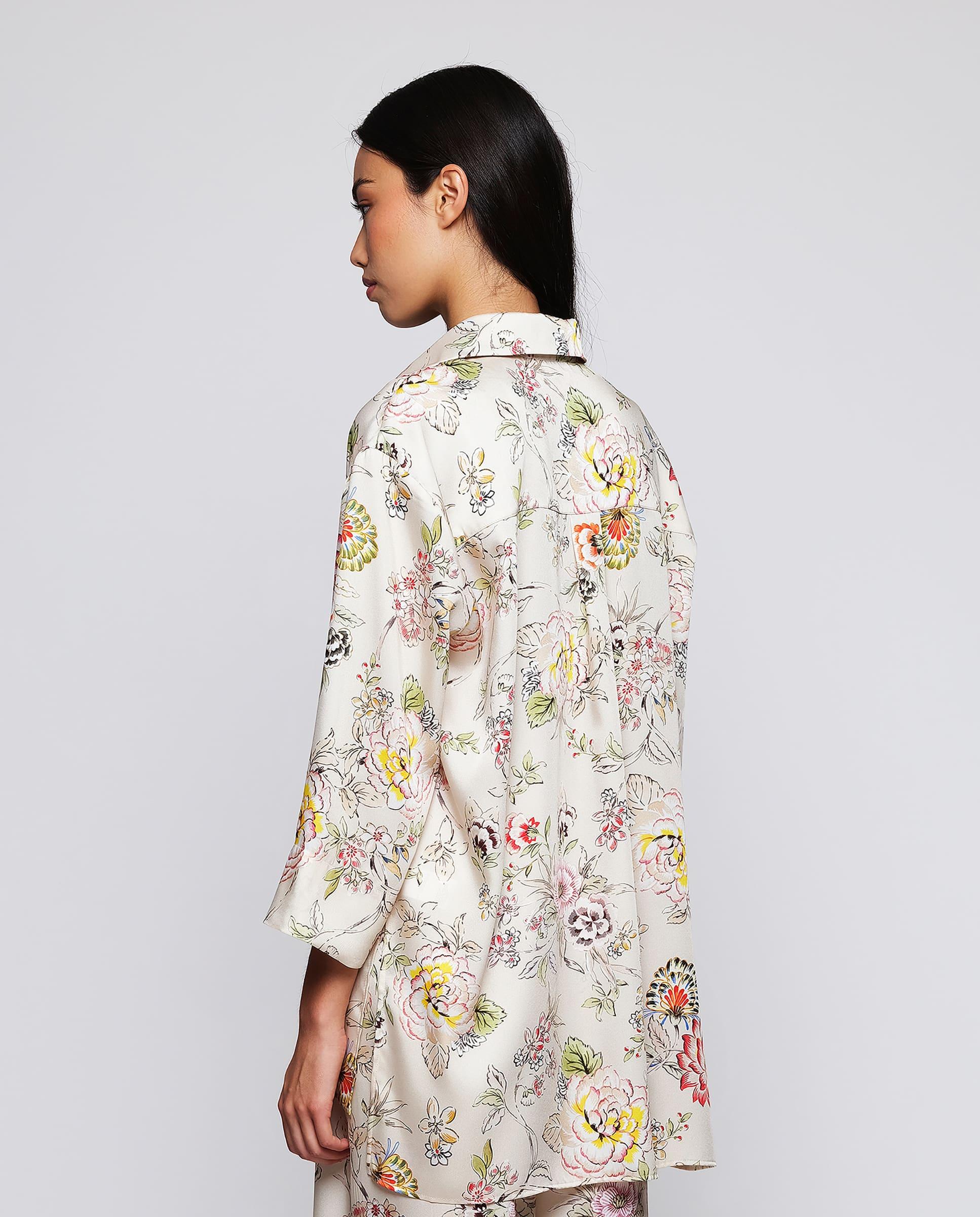Blusa Fluida com Estampado Floral Natural-2