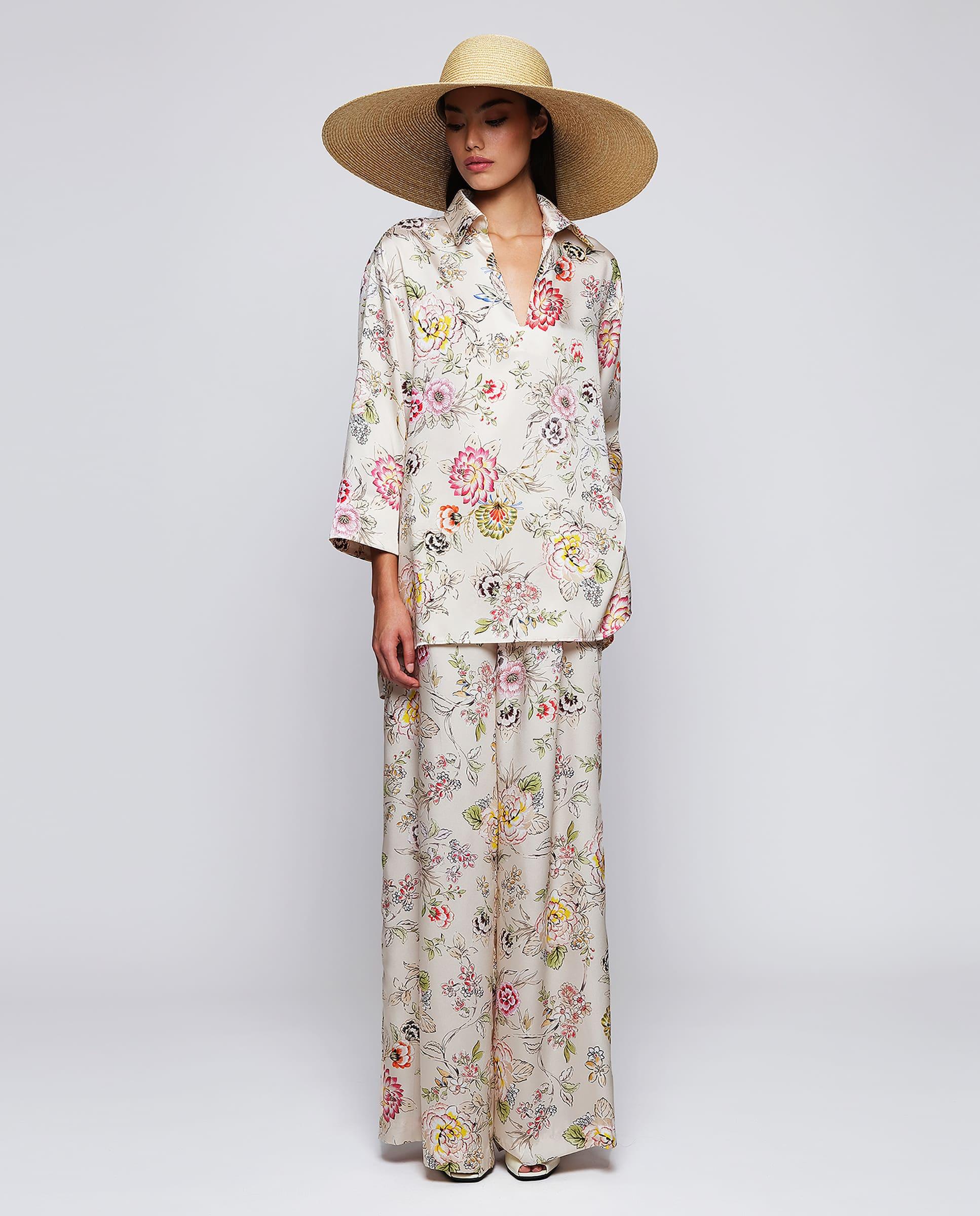 Blusa Fluida com Estampado Floral Natural-3