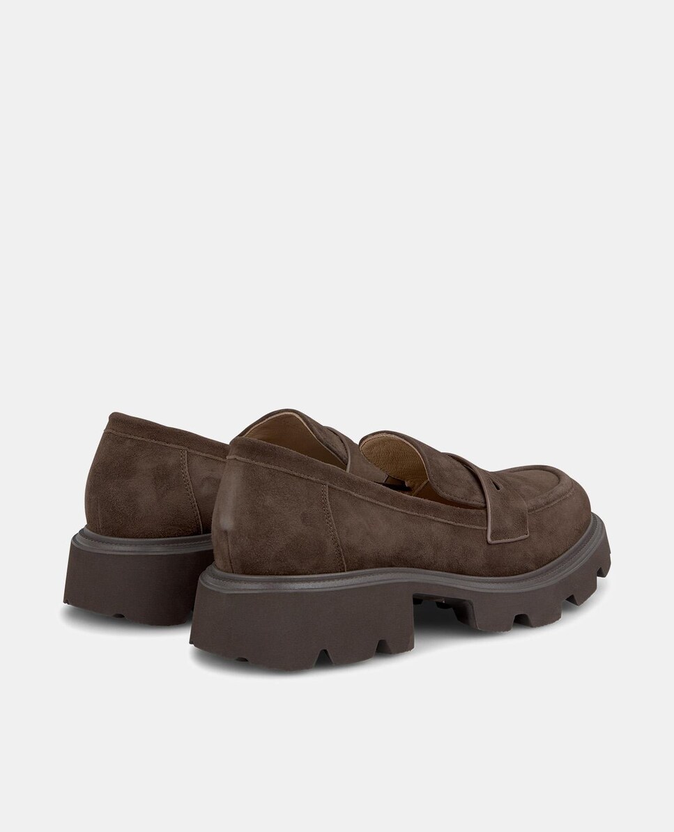 Mocassins em Pele com Sola Track Castanho-3