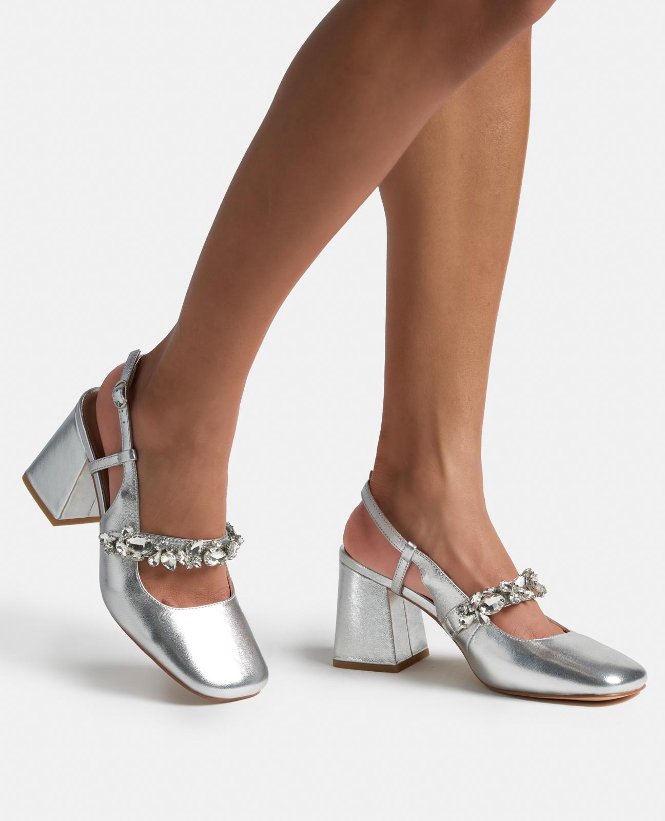 Sapatos de Salto com Calcanhar Aberto e Detalhes de Pedraria Prata-4