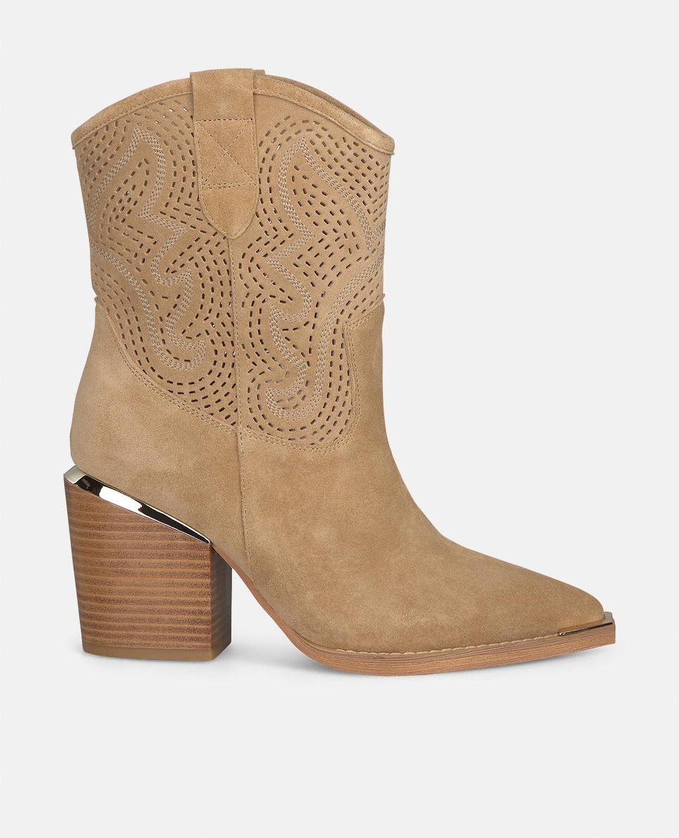 Botins com Tacão em Pele com Bordados na Perna Bege-1