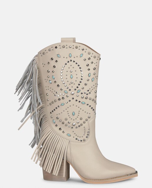 Imagem 0 de Botas de Salto Feitas de Pele com Tachas e Franjas