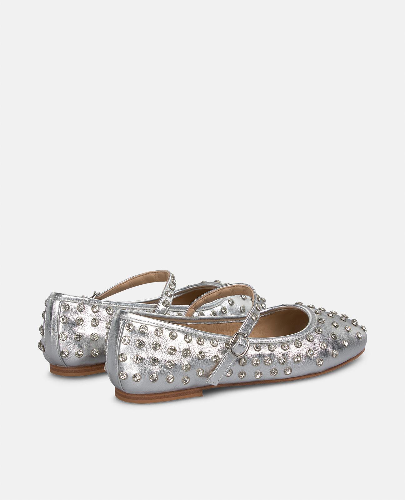 Sabrinas Rasas com Tachas de Pedraria e Fecho com Fivela Prateado-3