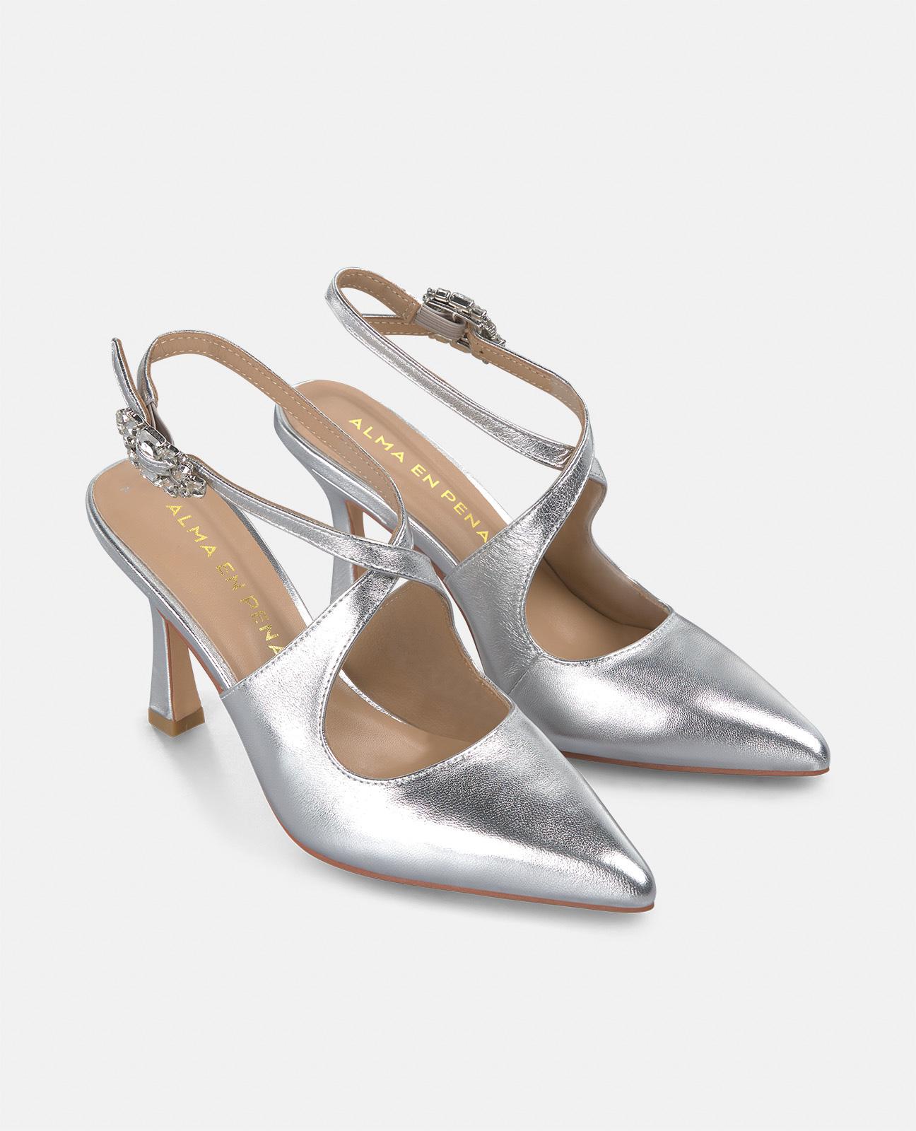 Sapatos de Salto com Tira Entrelaçada e Fivela de Pedraria Prata-2