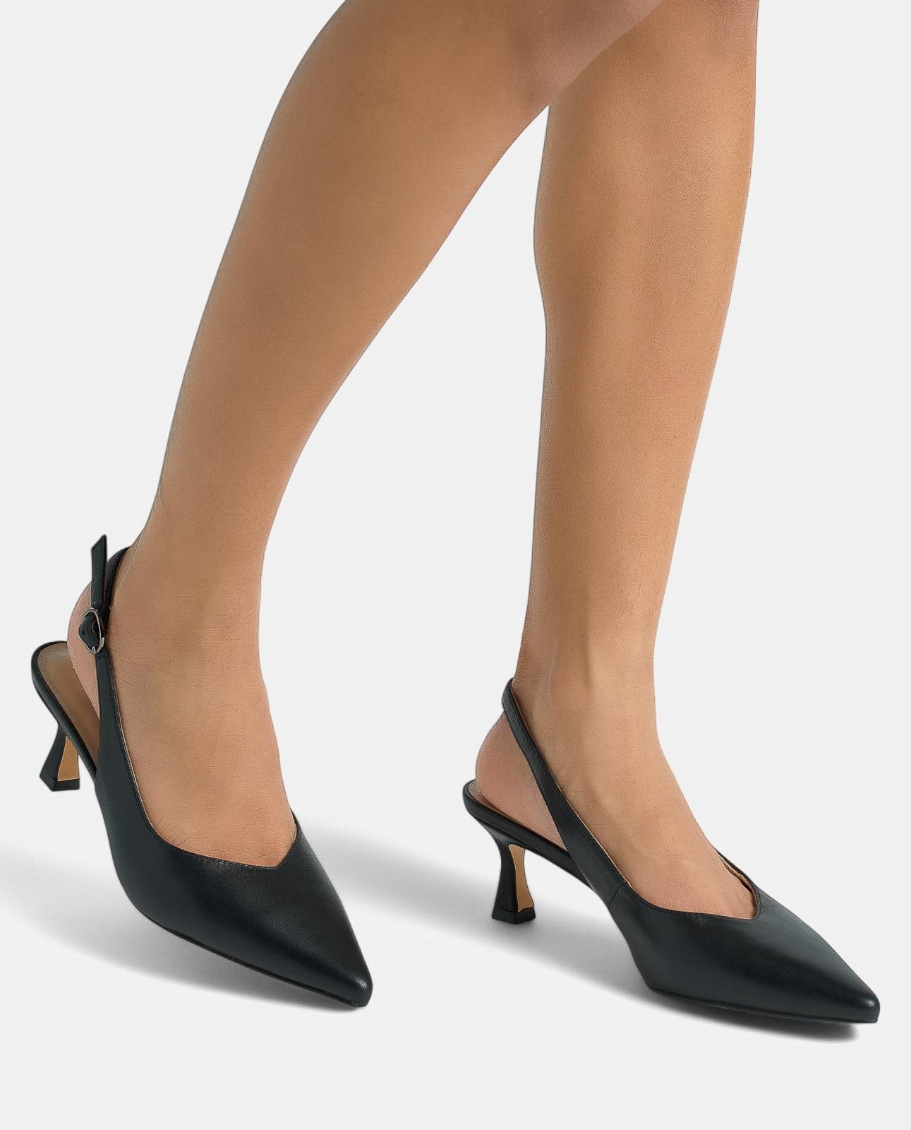 Sapatos de Salto em Pele com o Calcanhar Aberto e Fecho de Fivela Preto-4