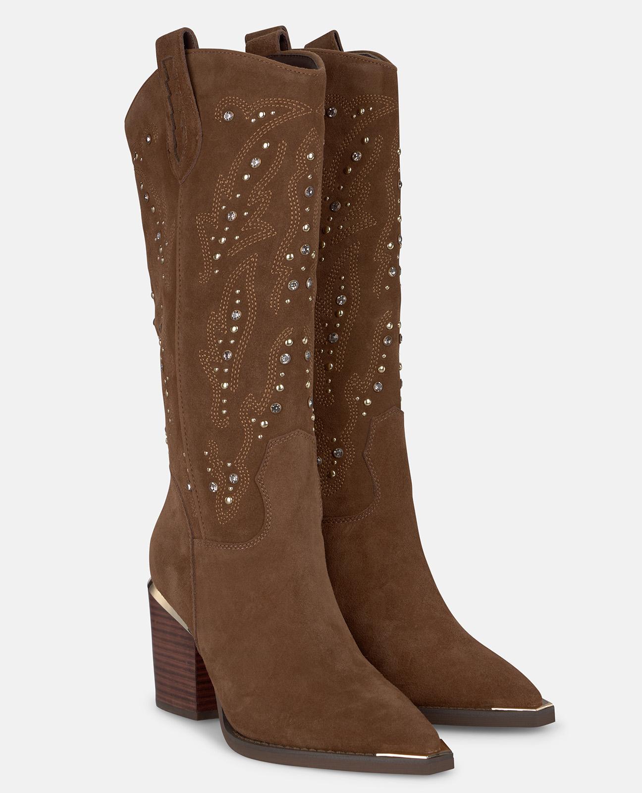 Botas Básicas de Salto Largo com Bordado e Tachas Camel-2