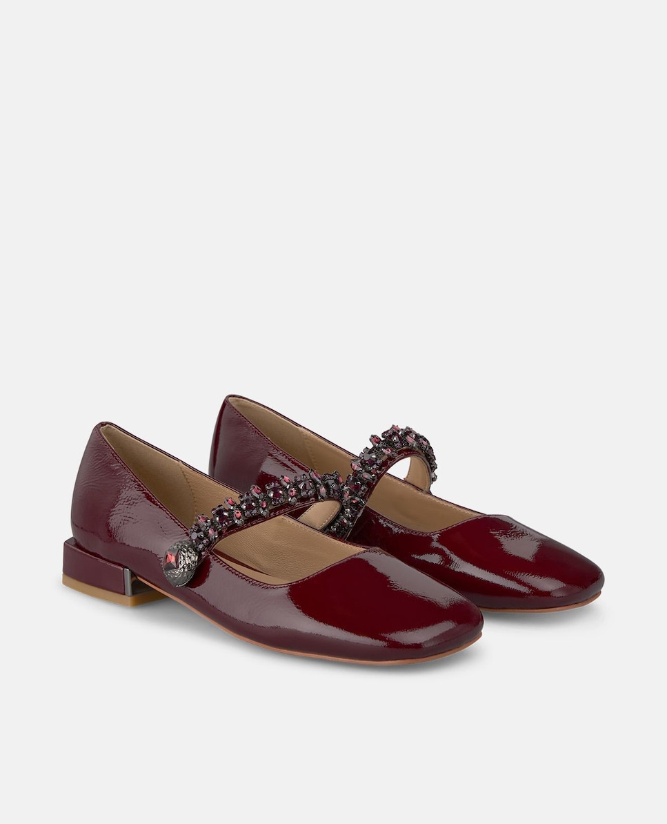 Sapatos Rasos com Tira em Detalhes Joia sem Fecho Bordeaux-2