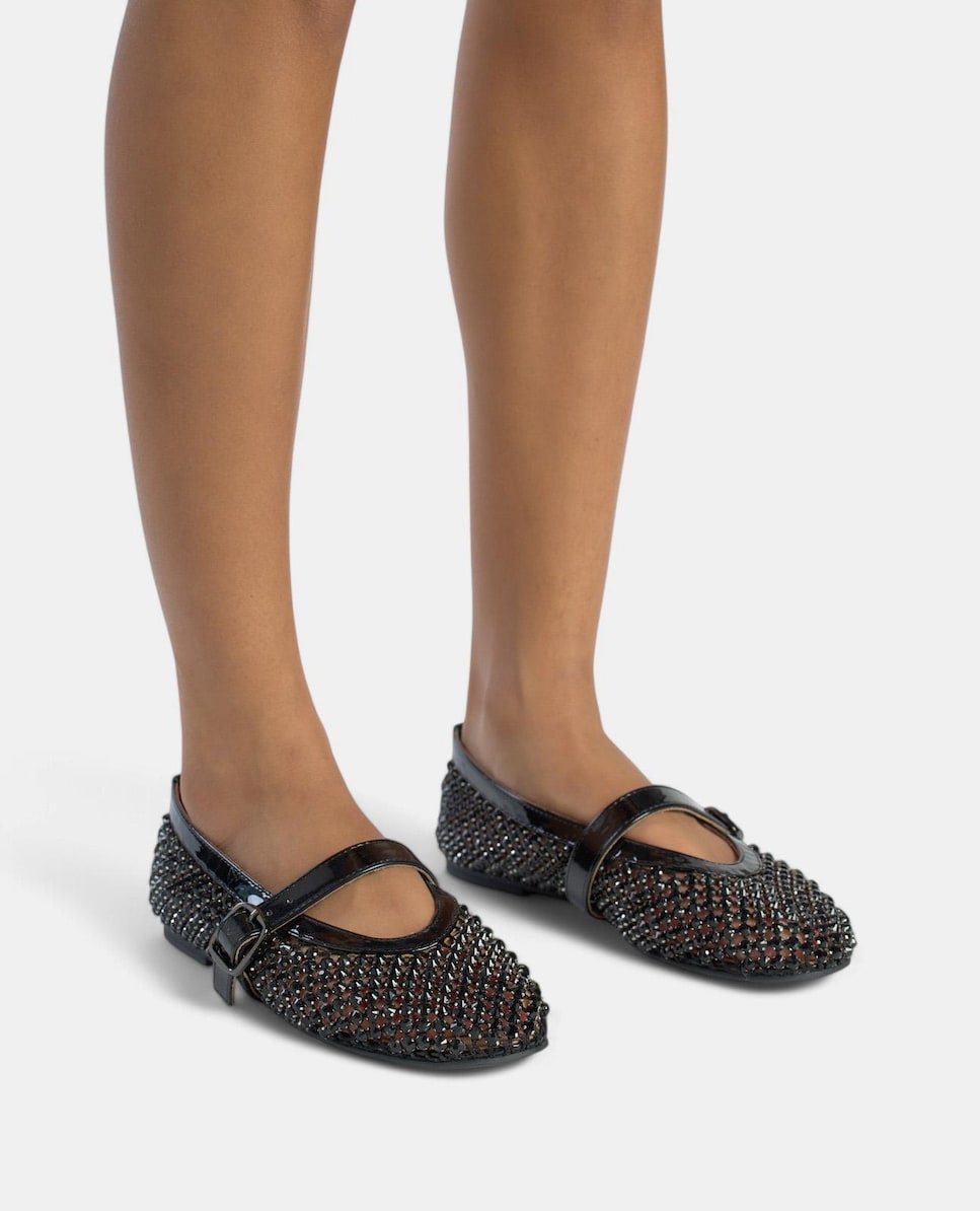 Sabrinas Rasas com Pedraria e Fecho de Fivela Preto-6