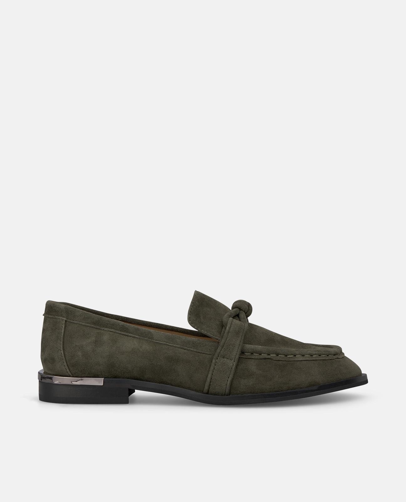 Mocassins de Salto com Detalhes Metalizados e Nó Caqui-1