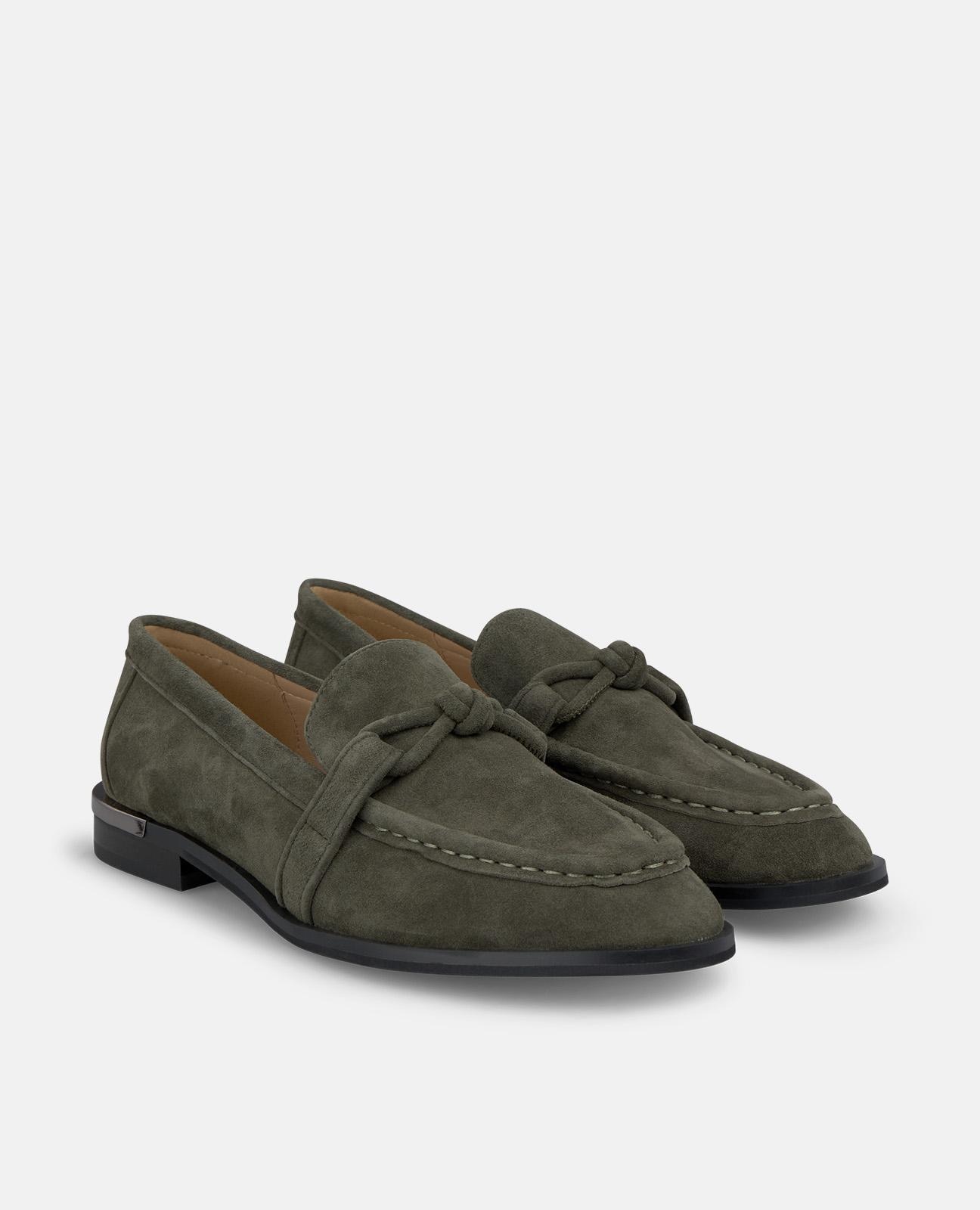 Mocassins de Salto com Detalhes Metalizados e Nó Caqui-2