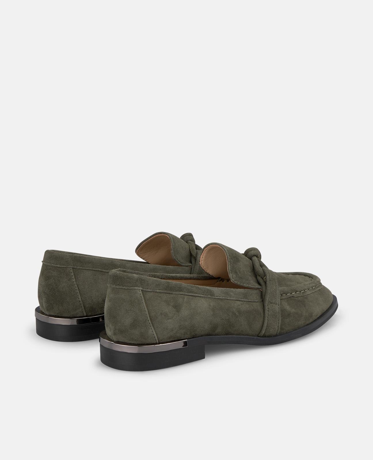 Mocassins de Salto com Detalhes Metalizados e Nó Caqui-3