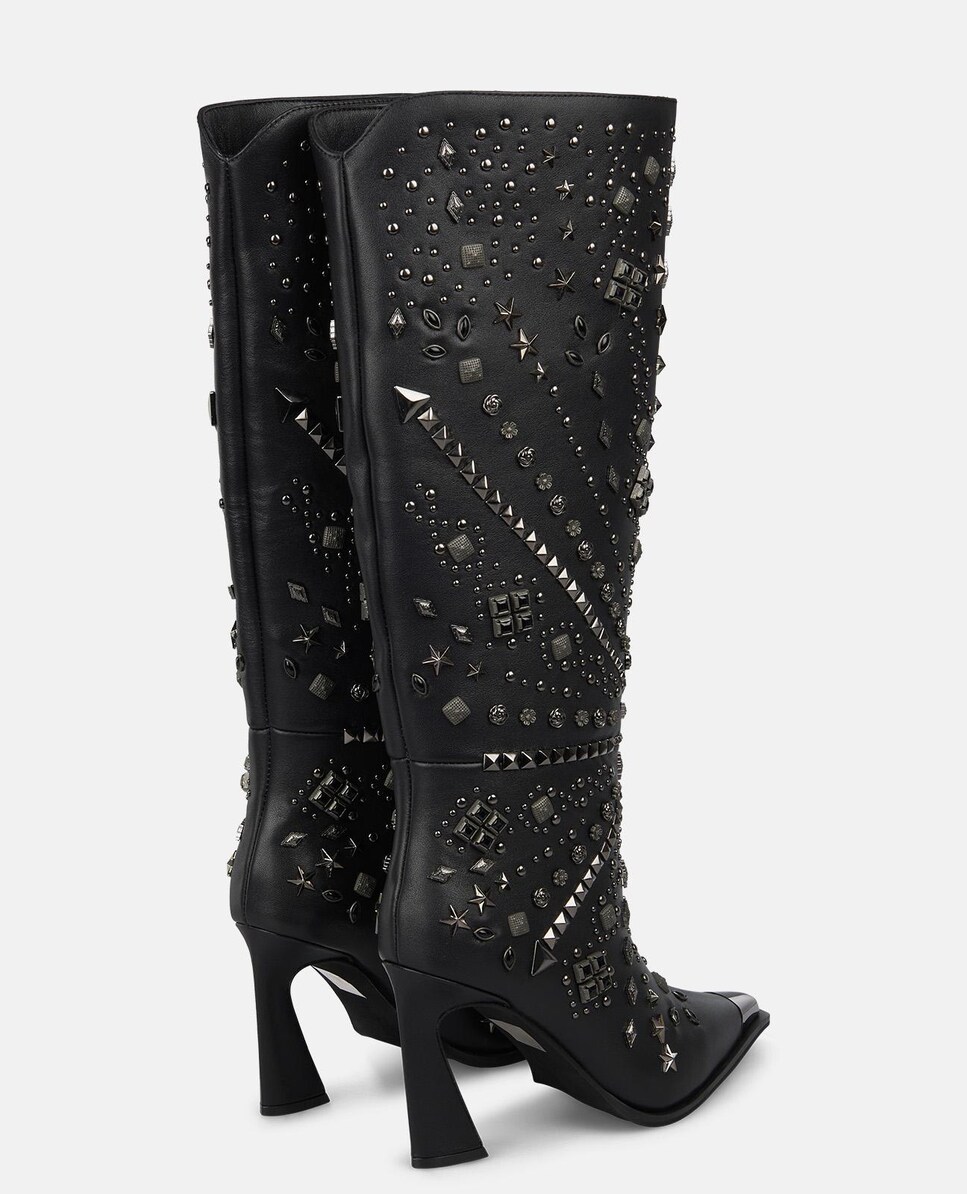 Botas de Salto com Pedras Decorativas no Cano e Biqueira Pontiaguda com Detalhe Metálico Preto-3