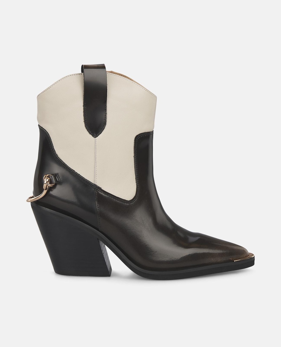 Botins Cowboy com Esporas Biqueira Afiada e Tacão Largo Preto-1