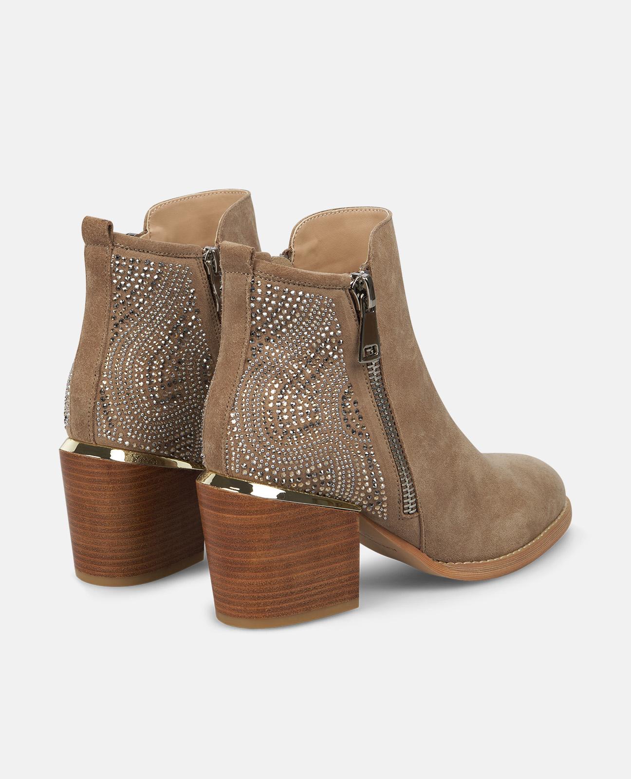 Botins Básicos com Tacão Biqueira Redonda e Fecho Zip Vison-3