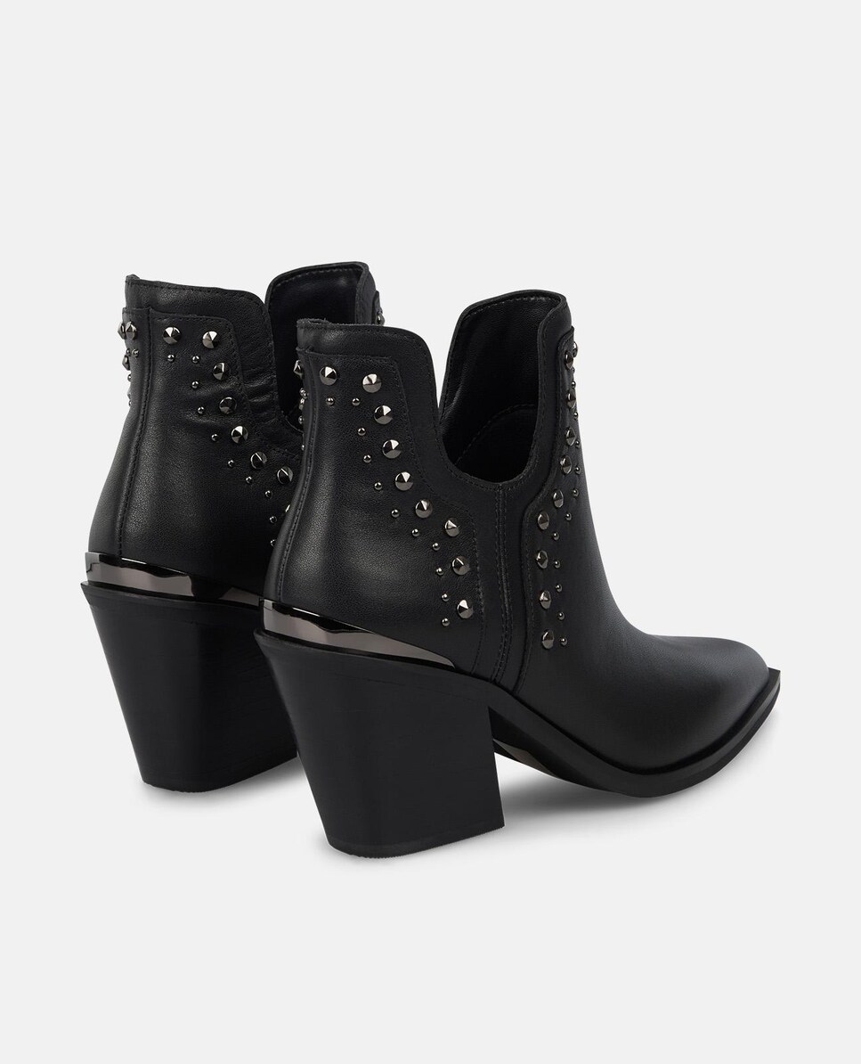 Botins Cowboy com Tacão Abertura e Tachas sem Fecho Preto-3