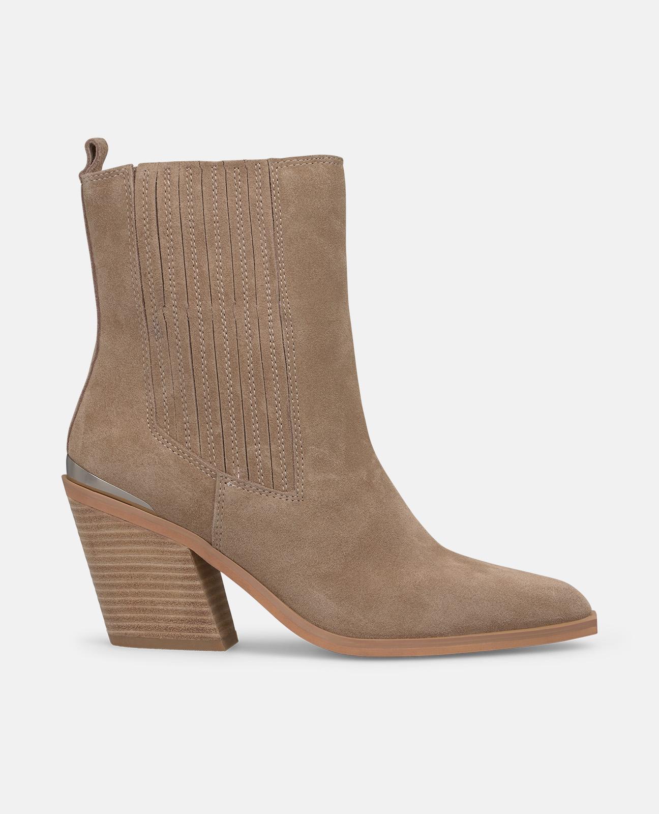 Botins Básicos com Tacão e Detalhes Elásticos Vison-1
