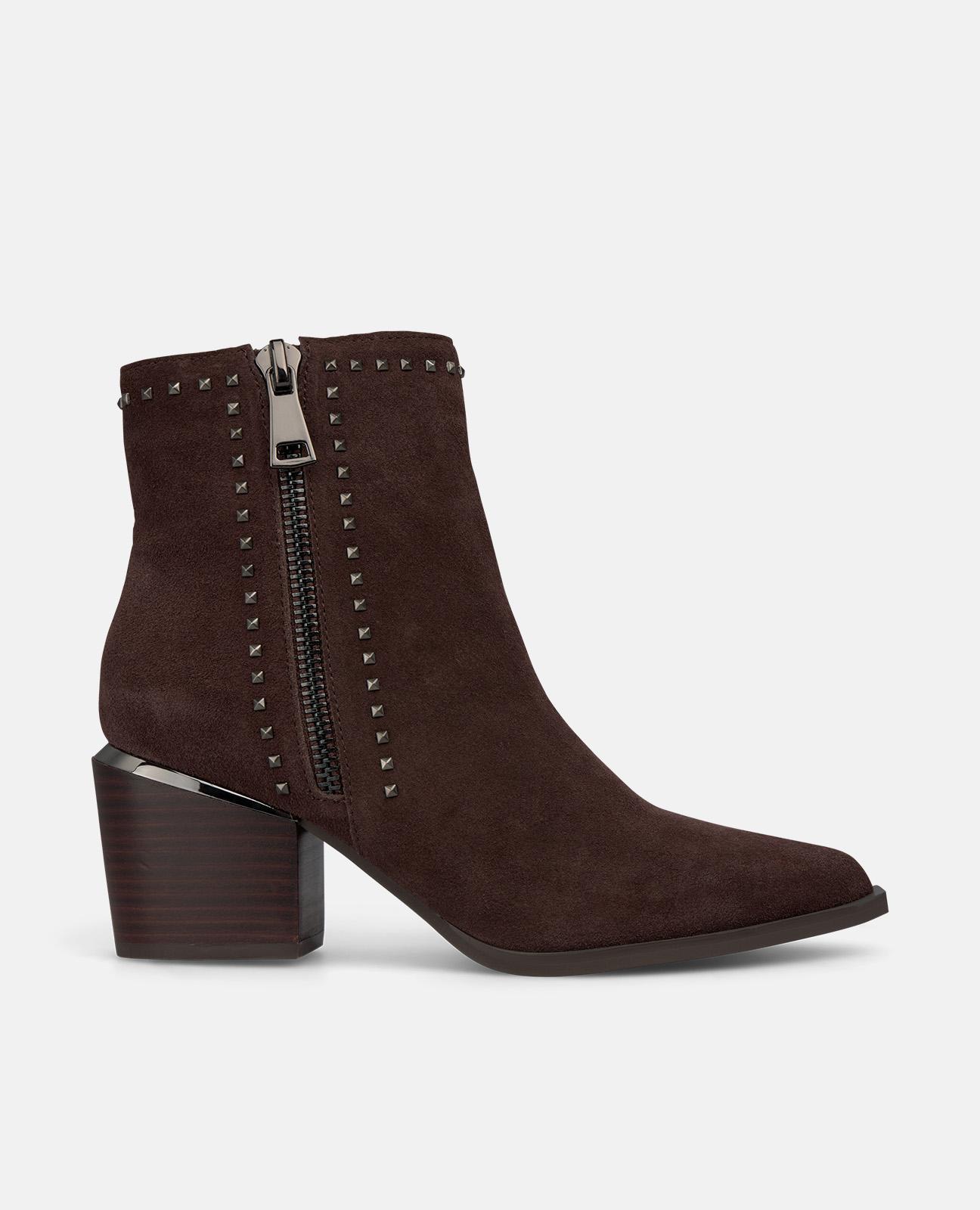 Botins com Salto com Tachas e Fechos Zip Laterais Castanho-1