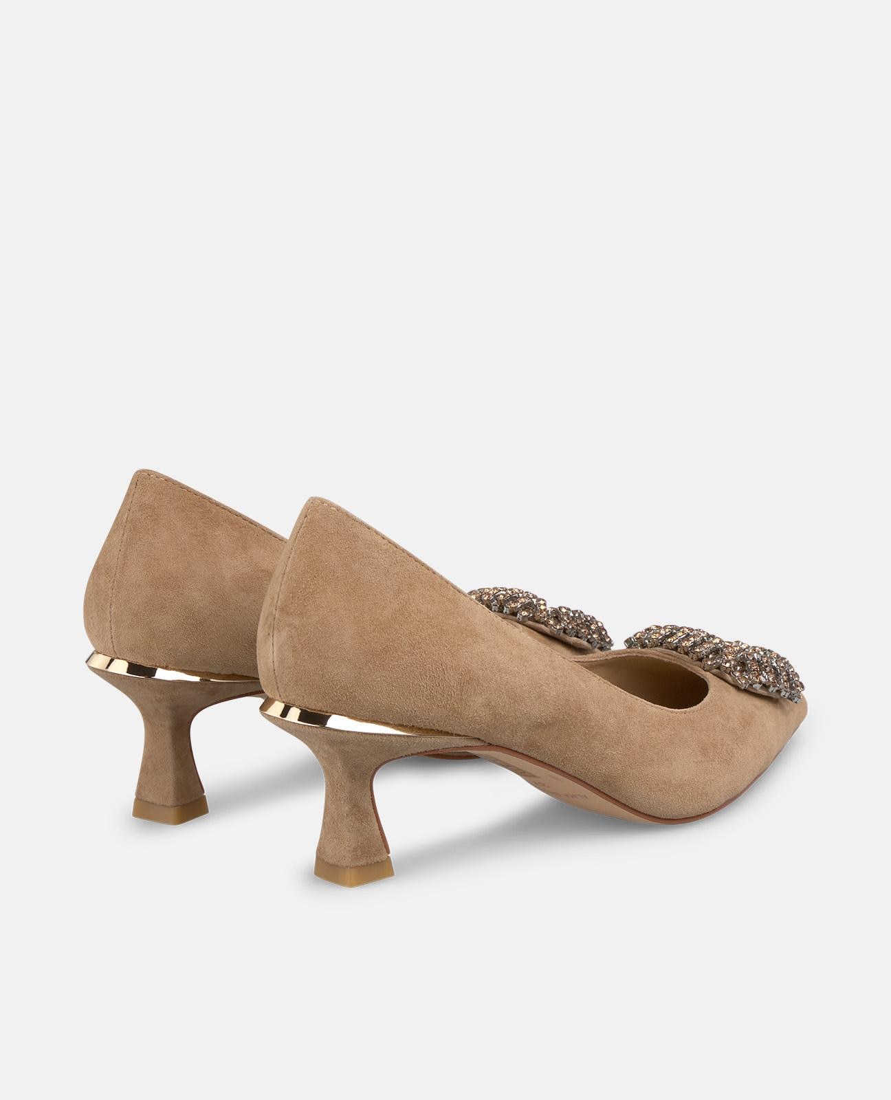 Sapatos de Salto com Broche Quadrado de Pedraria e Biqueira Afiada Camel-3
