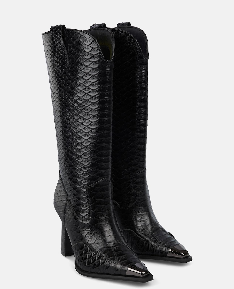 Botas de Salto com Textura e Biqueira Pontiaguda com Detalhe Metálico Preto-2