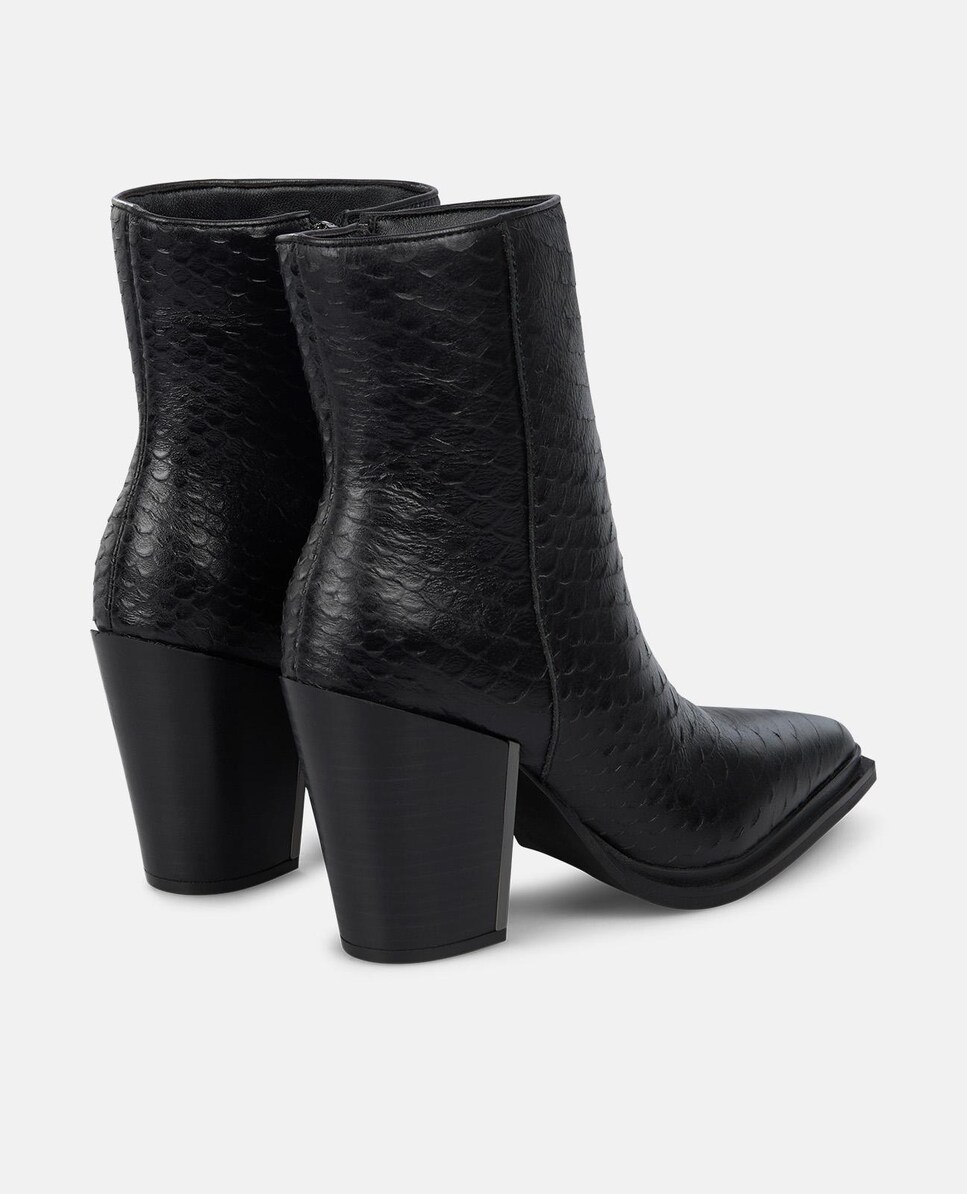 Botins de Salto Largo e Biqueira Afiada Preto-3