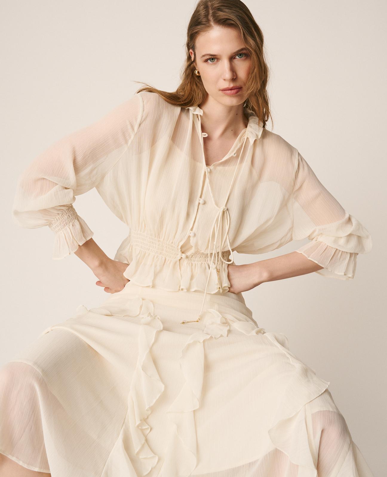 Blusa Semitransparente com Folhos e Gola em V Branco-3