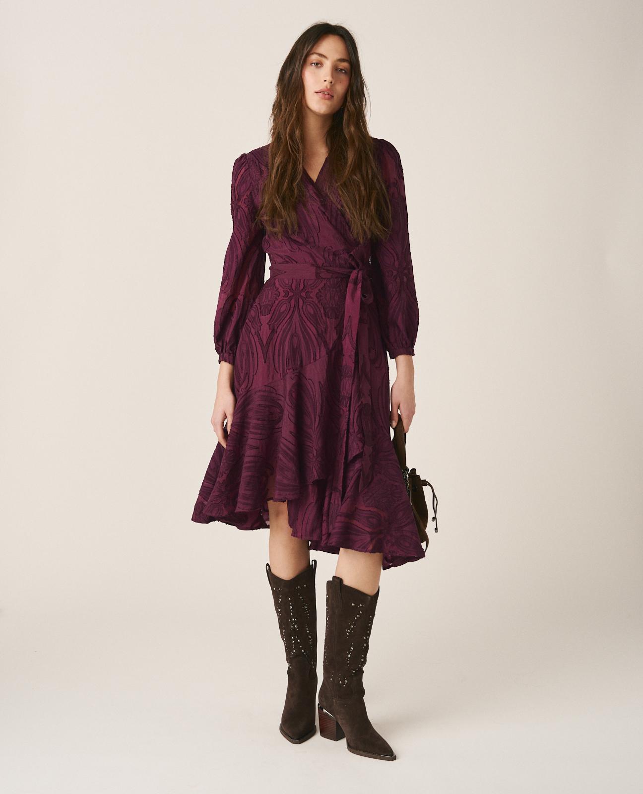Vestido Midi Jacquard com Efeito Voo e Fecho com Nó Atado na Cintura Beringela-1
