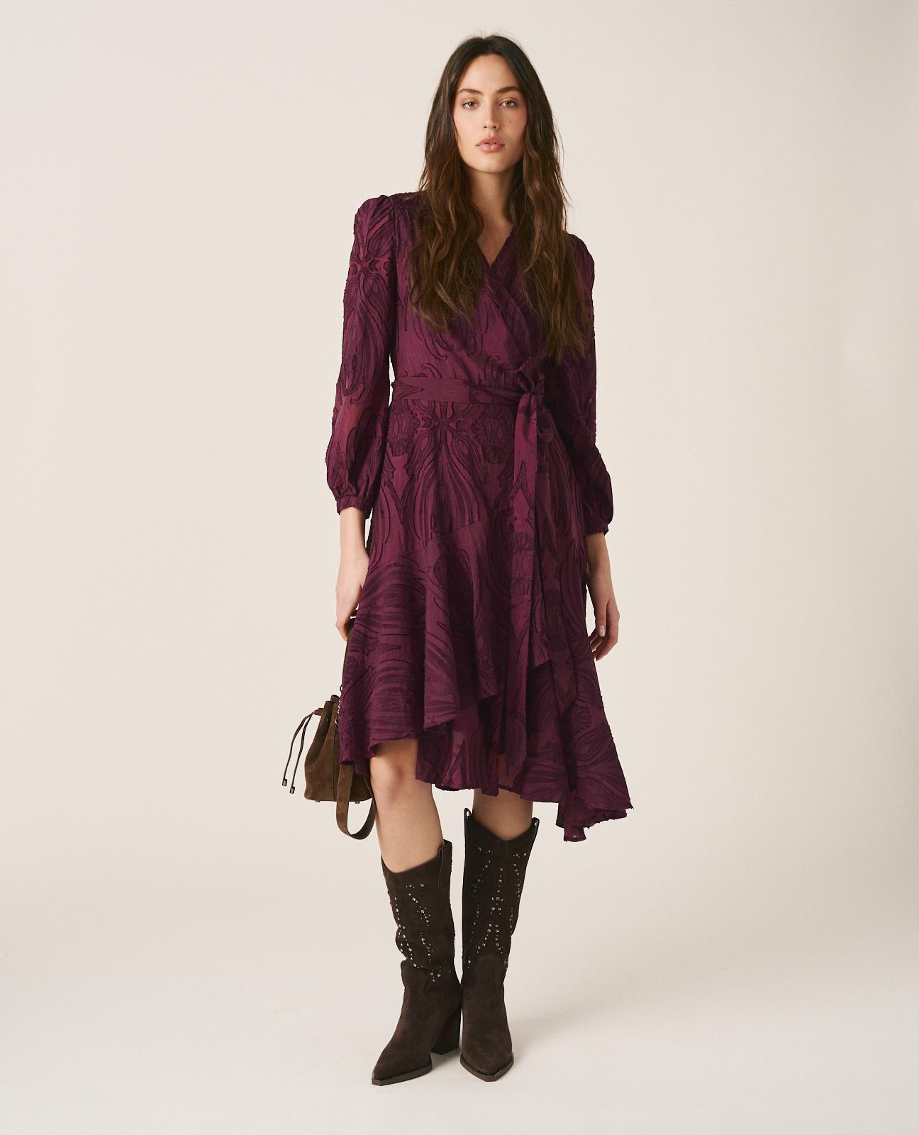 Vestido Midi Jacquard com Efeito Voo e Fecho com Nó Atado na Cintura Beringela-5