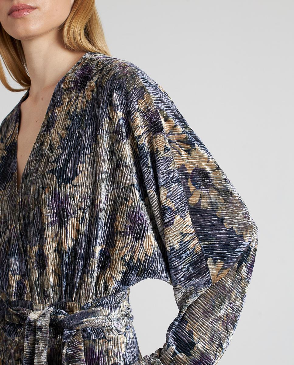 Macacão Fluido Estampado com Cinto e Decote em V e Manga Comprida Lilás-5