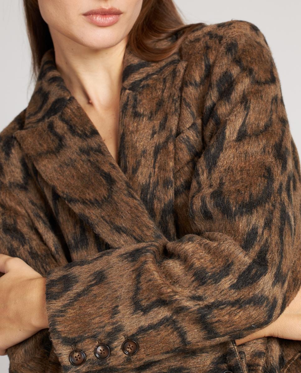 Sobretudo de Pano Cruzado com Estampado Animal e Fecho com Botões Castanho-7