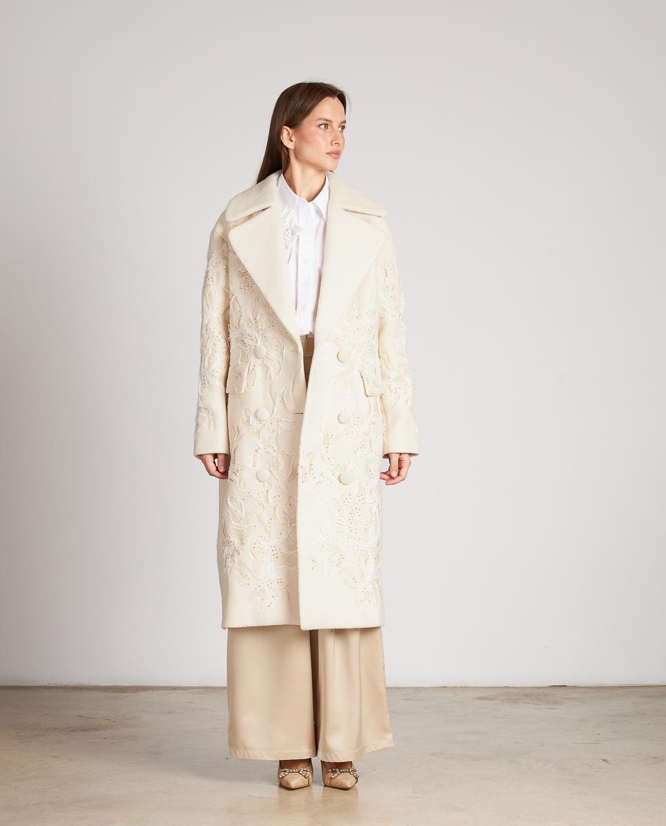 Imagem 0 de Sobretudo de Pano Cruzado com Detalhes e Fecho com Botões