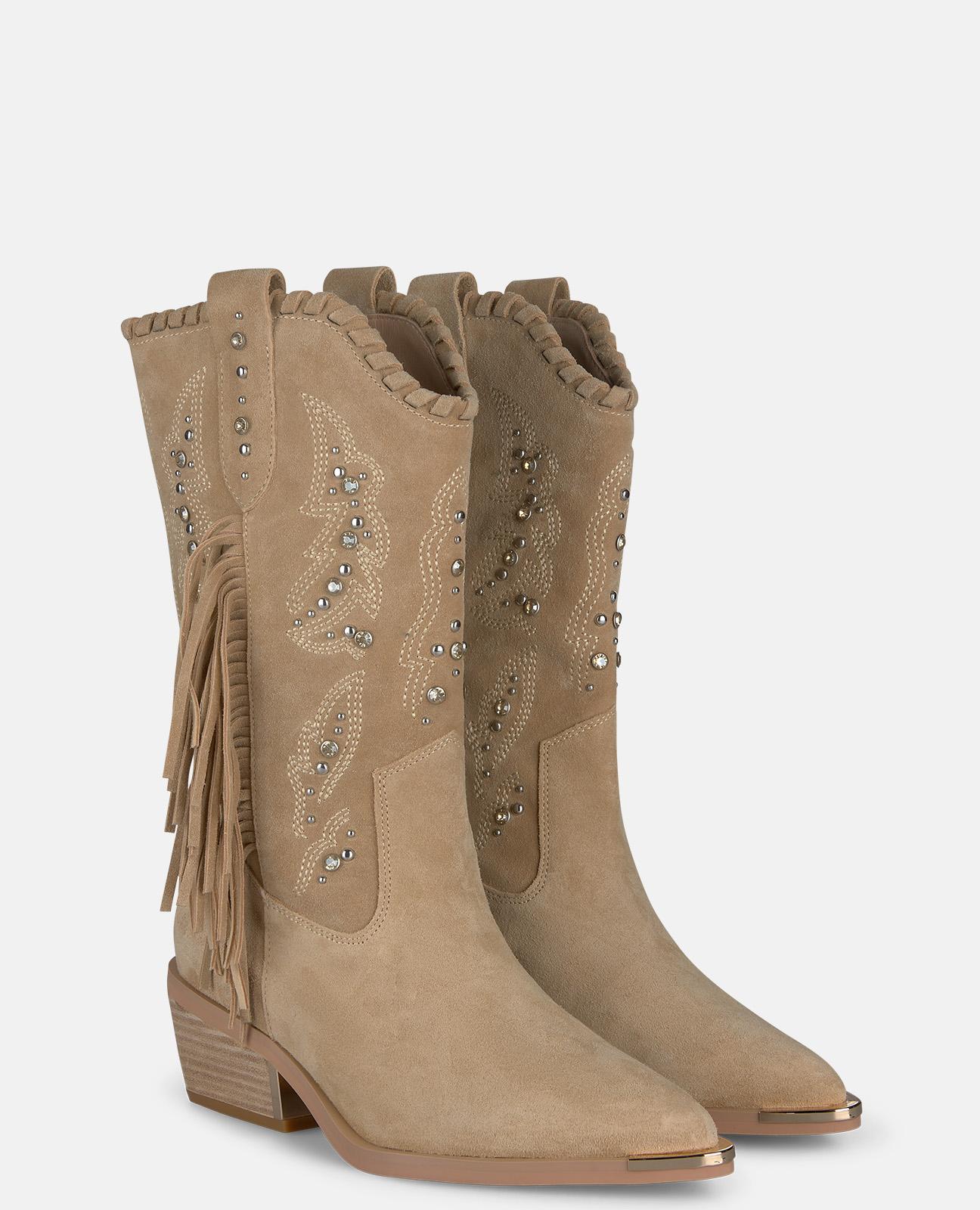 Botas Cowboy em Pele com Bordado com Tachas no Cano e Franjas Areia-2