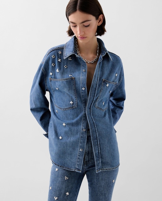 Imagem 0 de Camisa Denim com Detalhe de Tachas