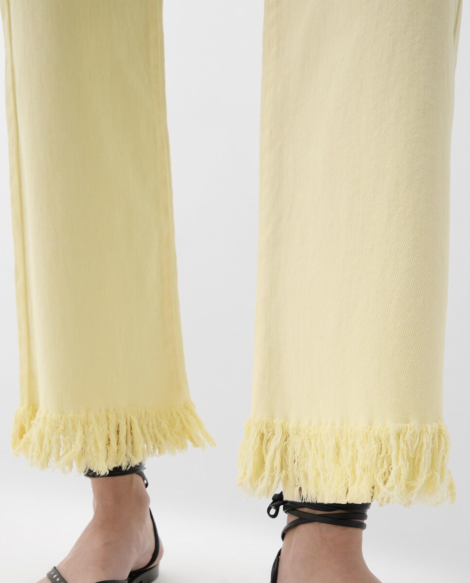 Calças com Corte a Direito Regular Fit com Franjas na Bainha Amarelo-3