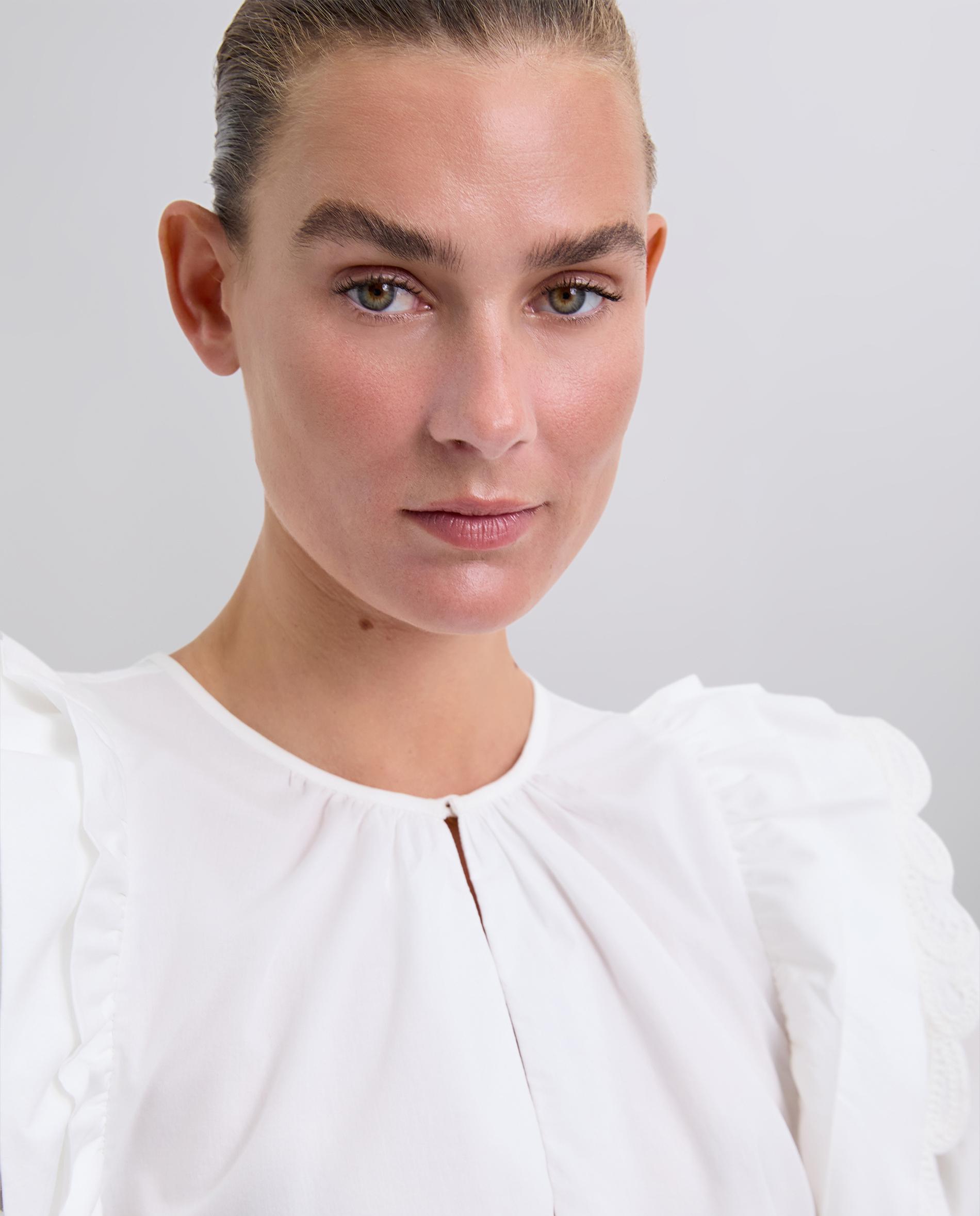 Top com Mangas Abalonadas e Folhos Branco-4