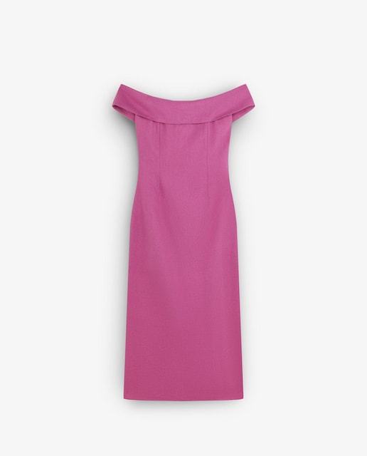 Imagem 0 de Vestido confecionado em mescla de algodão e linho. Forro interior em algodão 100%. Fecho zip invisível nas costas. Detalhe de abertura parte posterior.