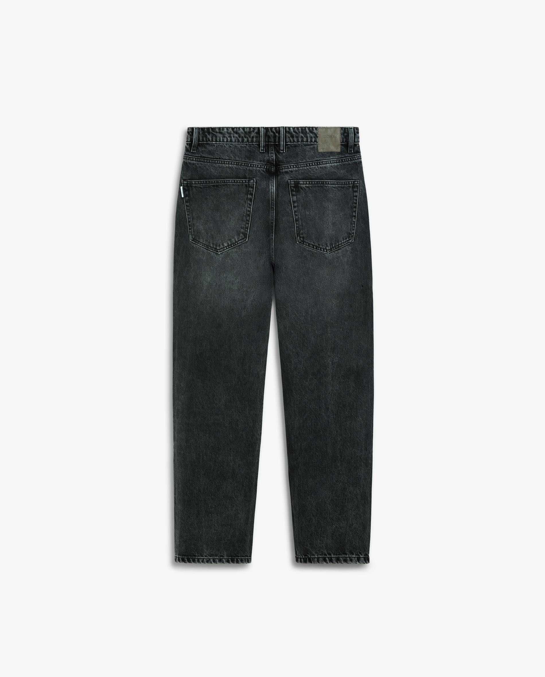 Jeans com Corte a Direito Cropped Preto-6