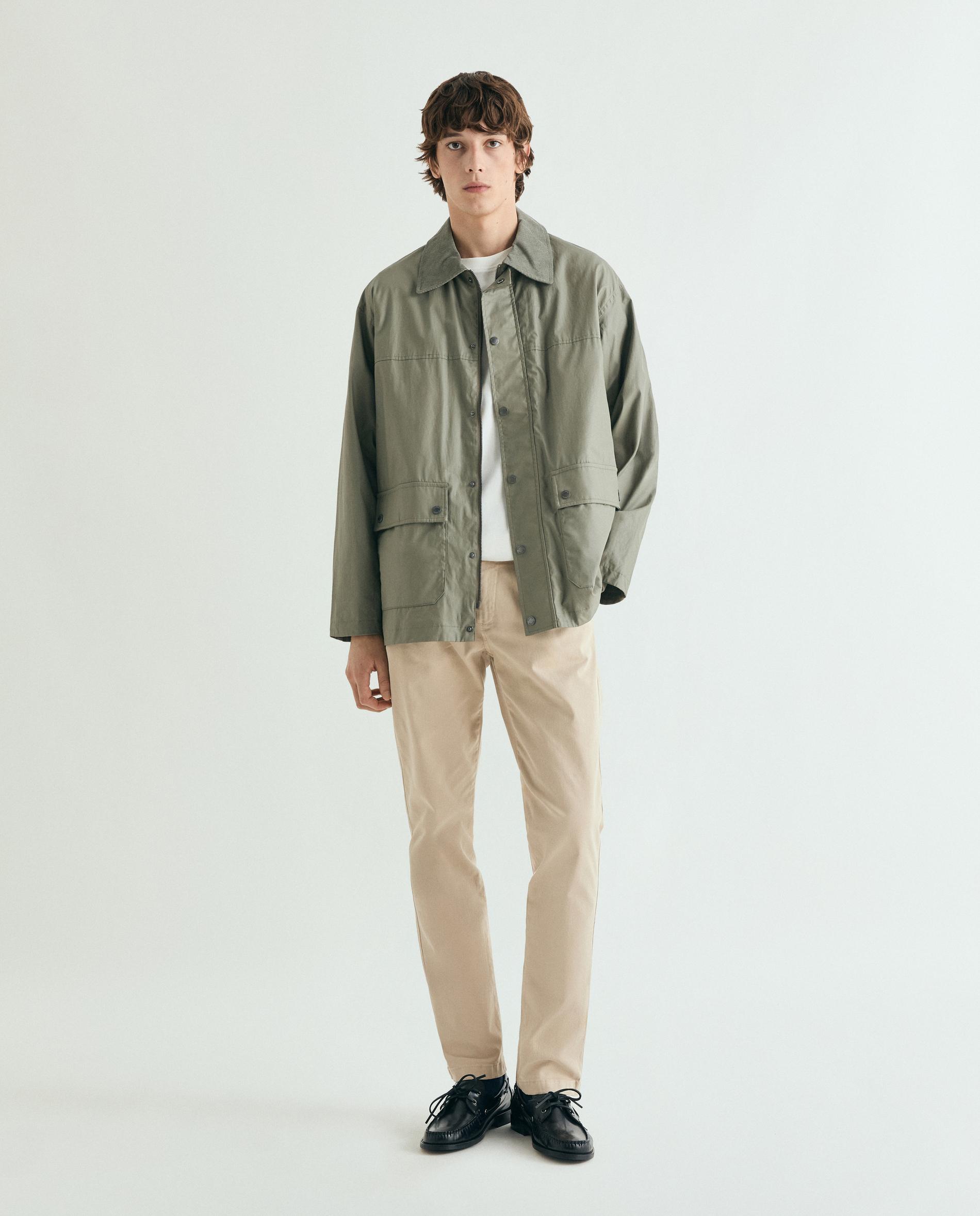 Parka com Gola Tipo Camisa e Fecho de Snaps Verde pardo-2