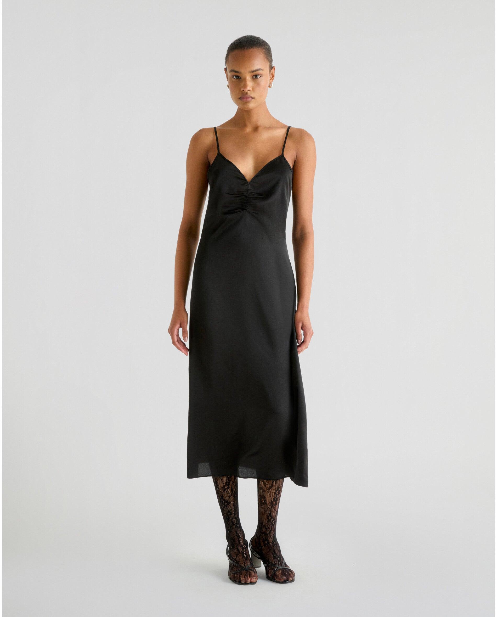 Vestido Midi 2 em 1 Pretos-7