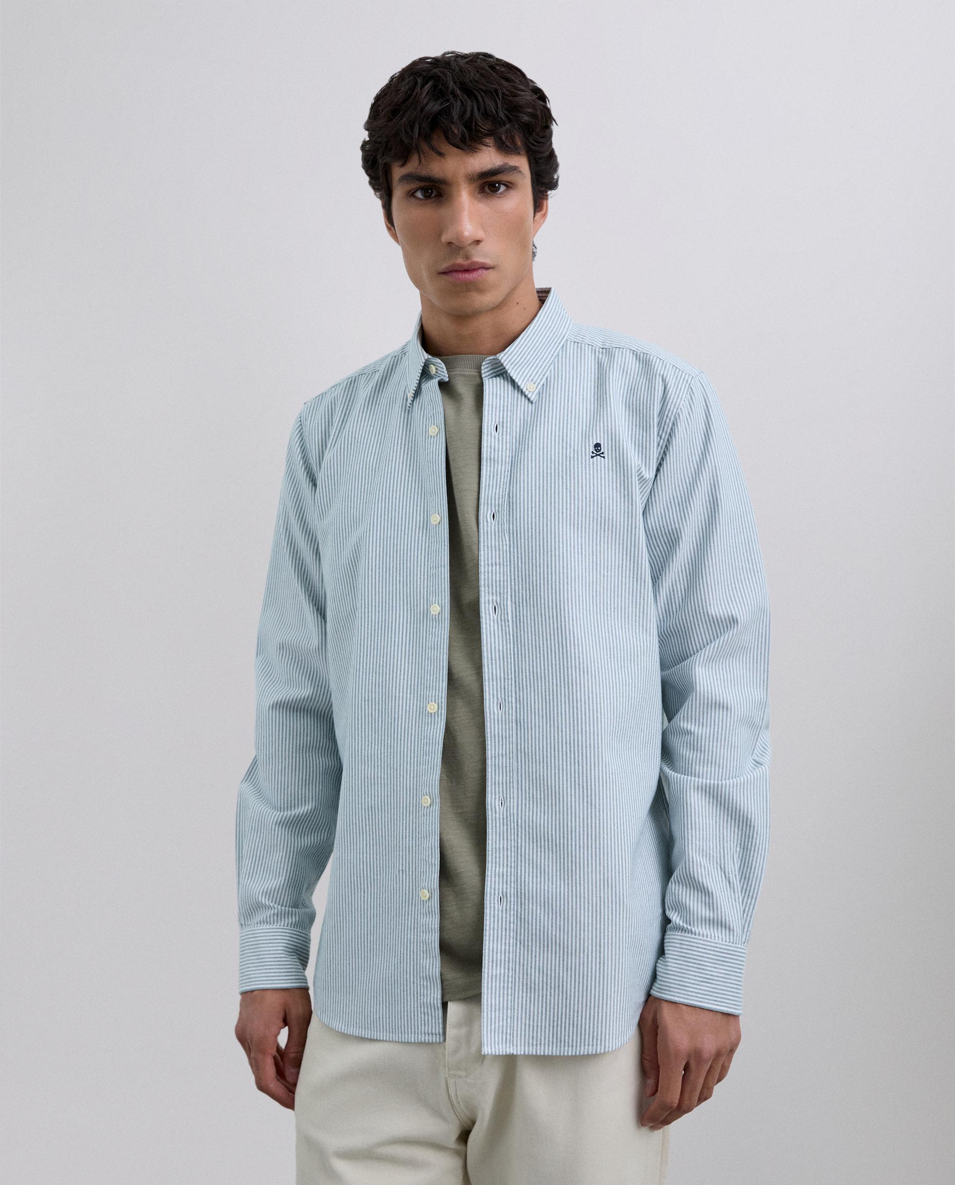Camisa Oxford com Estampado Às Riscas e Caveira em Contraste no Peito Verde-1